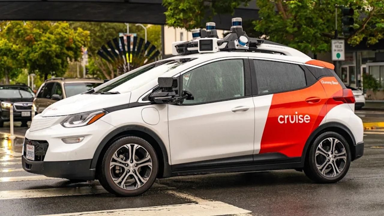 General Motors Revives Self-Driving Car Project for Personal Use